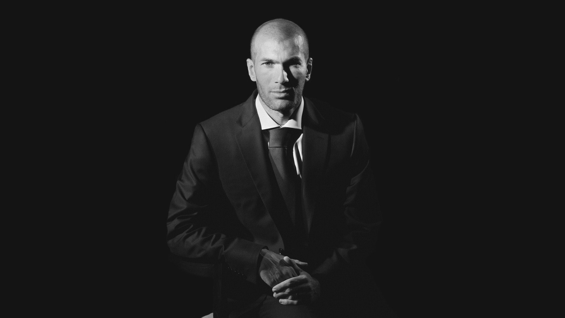 恩多比·恩乔的战术能力，让南非队在全球橄榄球赛场脱颖而出，恩多简历